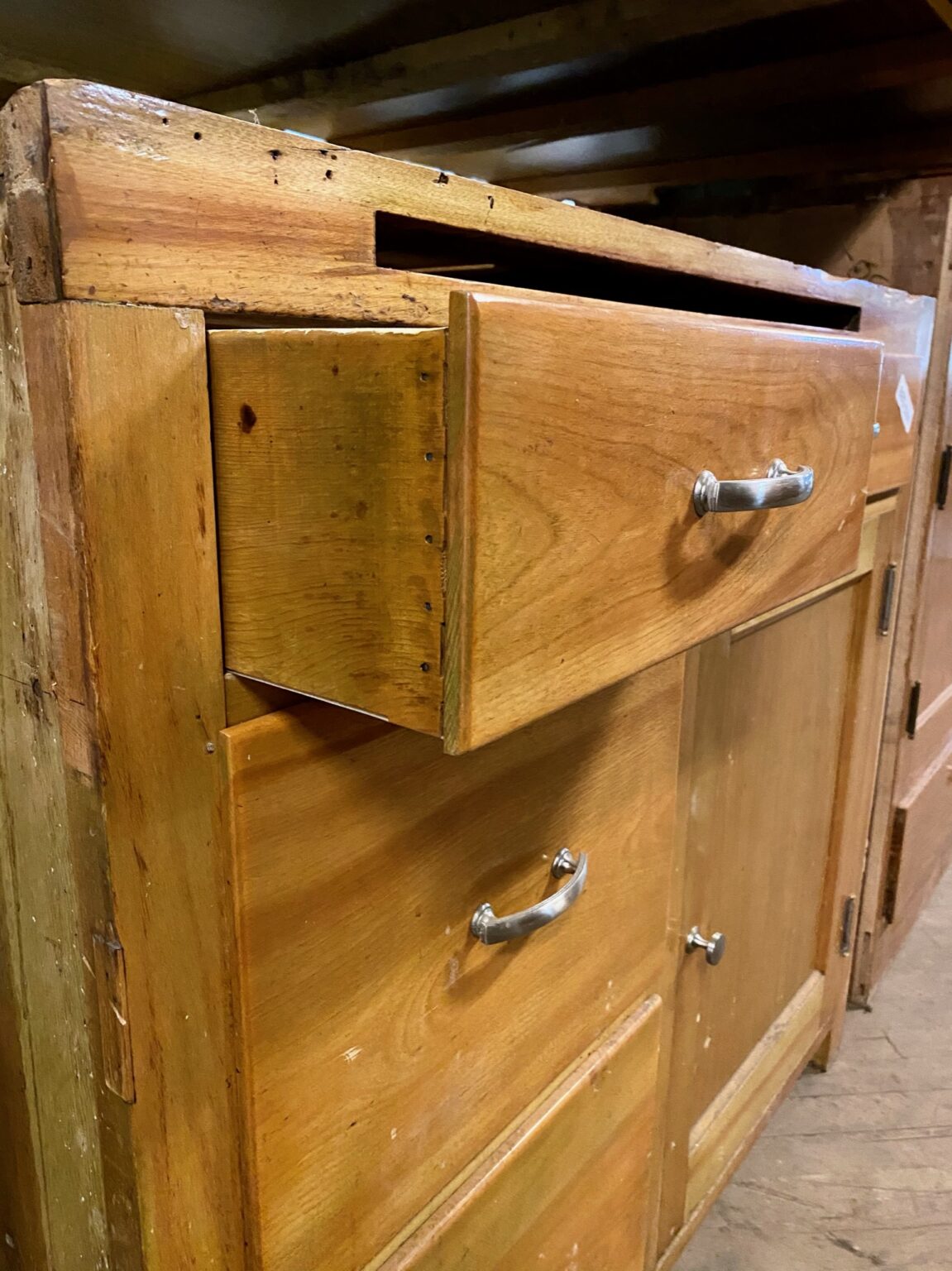 Maple Base Bauer Bros Inc.